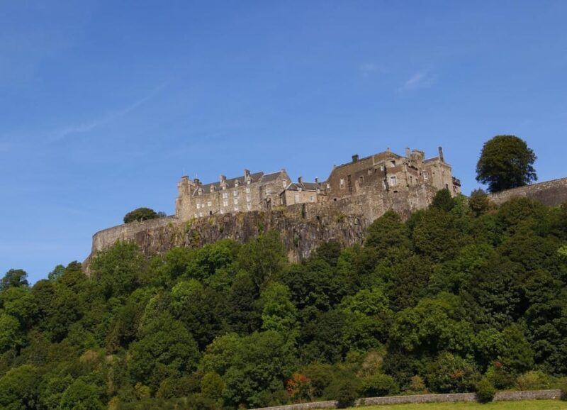 Edinburgh: Stirling Castle, Kelpies, Whisky & Highlands Tour - Practical Details and Tips