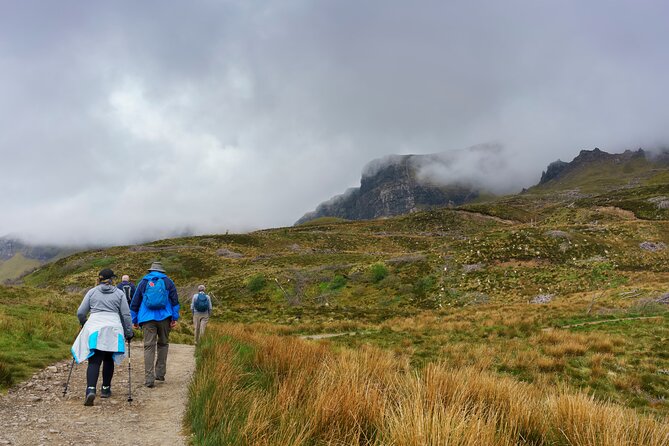 Edinburgh: Stirling Castle & Loch Lomond Private Luxury Day Tour - The Magnificent Loch Lomond and Trossachs National Park