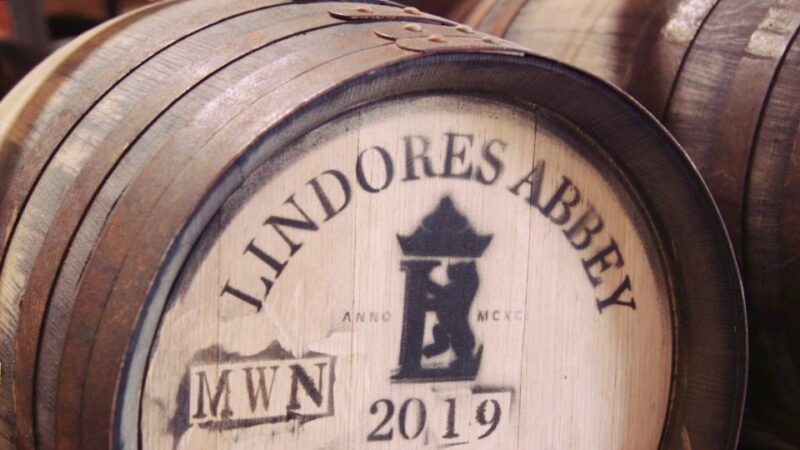 Edinburgh: Stirling, Whisky and St Andrews Tour in Spanish - Whisky Tasting at Kingsbarns Distillery: A Focus on Artisanal Craftsmanship