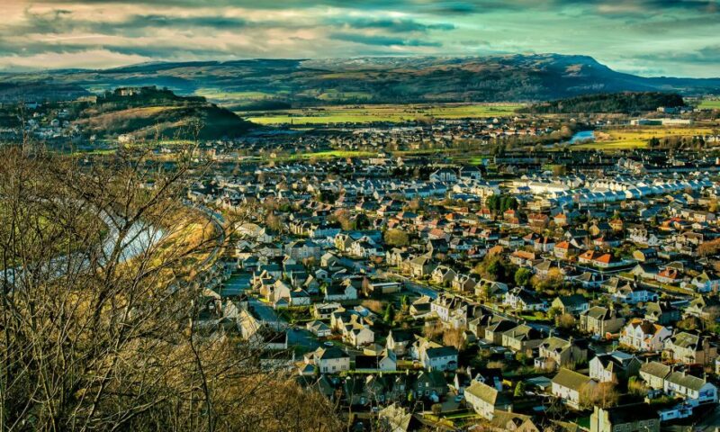 Edinburgh: Stirling, Whisky & St Andrews Tour in Italian - Explore Scotland in a Day: Stirling, St Andrews, and Whisky Tour in Italian