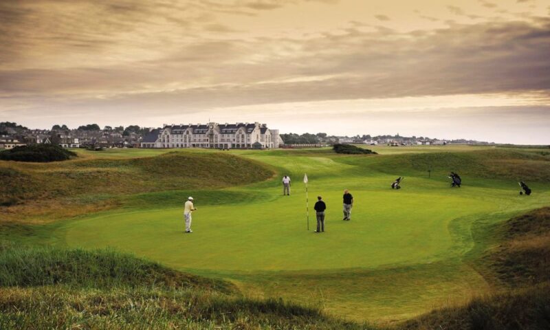 Edinburgh: Stirling, Whisky & St Andrews Tour in Italian - Who Will Appreciate This Tour Most?