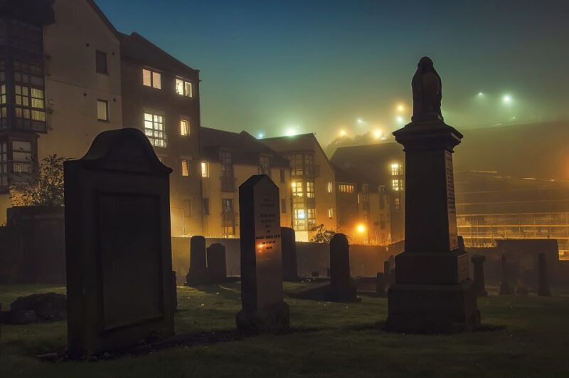 Edinburgh: The Dark Side Walking Tour - Exploring Canongate Kirkyard and Its Macabre Mausoleums