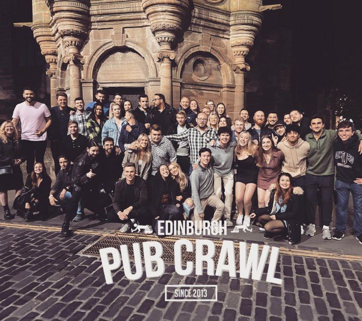 Edinburgh: The Original Pub Crawl 7 Bars 7 Shots & Discounts - The 7 Free Shots and the Iconic Bomb to Start the Night