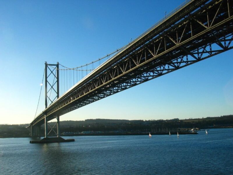 Edinburgh: The Royal City Tour from London - Key Points