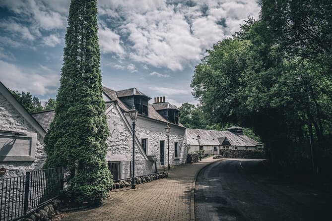 Edinburgh: The Ultimate Whisky Experience Tour - Key Points