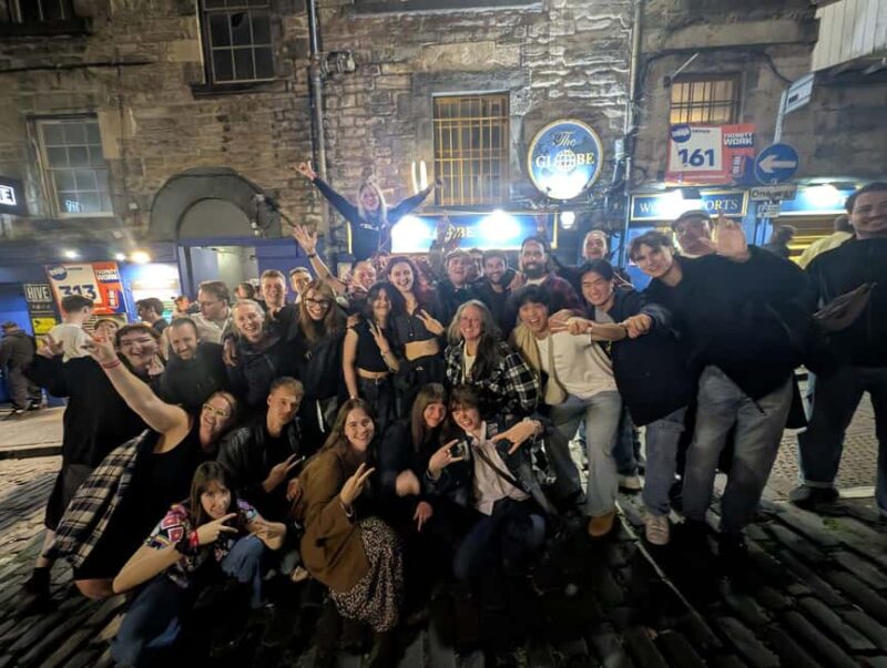 Edinburgh: Ultimate Pub Crawl Party with 7 Bars & 1 Club - Meeting Point and Logistics