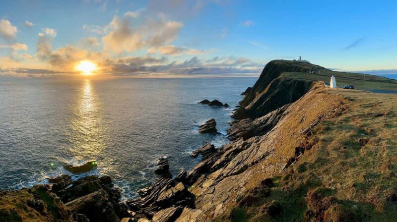 Edinburgh: Up Helly Aa Viking Festival & Shetland Tour - Visiting Stirling Castle and Highland Cows on the Return Journey