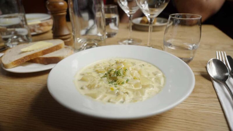 Edinburgh: VIP Food Tour in a Hidden, Traditional Restaurant - Logistical Details and Group Size