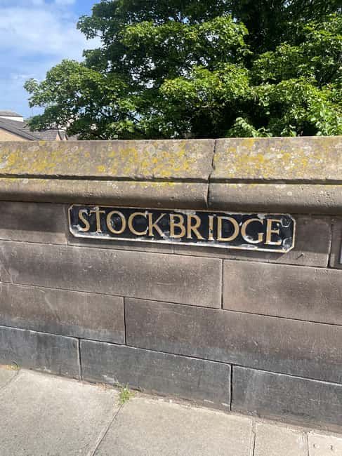 Edinburgh: Water of Leith Walking Tour with Art Historian - Following the Water of Leith Walkway to Belford Bridge