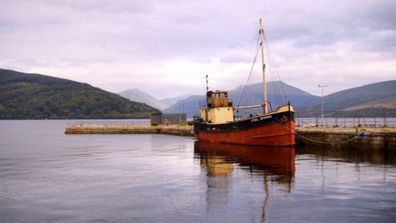 Edinburgh: West Highlands, Kilchurn & Inveraray in Spanish - Visiting the Picturesque Village of Luss on Loch Lomond