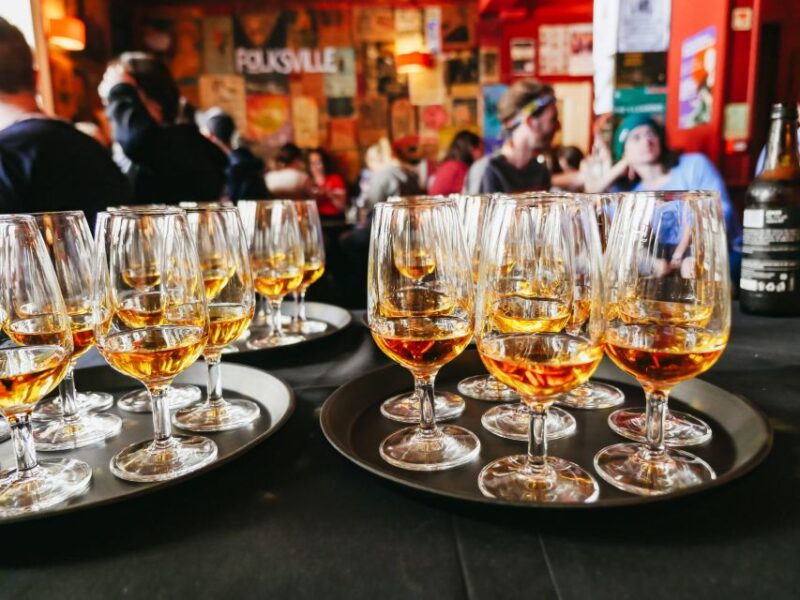 Edinburgh: Whisky Tasting with History and Storytelling - Edinburgh: Whisky Tasting with History and Storytelling – A Warm Invitation to Scottish Culture