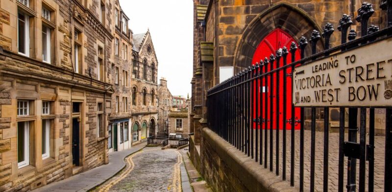 Edinburgh: Witches Old Town Walking Tour & Underground Vault - What Sets This Tour Apart