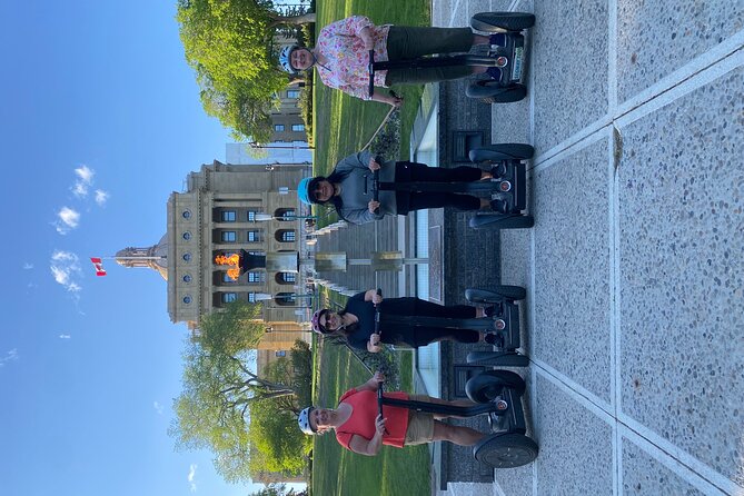 Edmonton River Valley 60-Minute Segway Adventure - The Role of Guides in the Experience