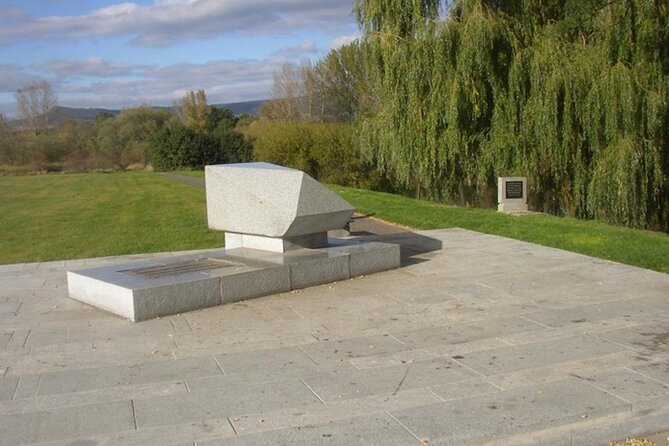 Educational Private Tour of Terezin Concentration Camp - Discover the Depths of History with an Educational Private Tour of Terezín