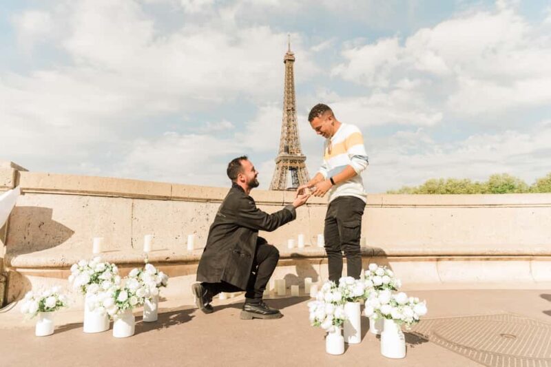 Eiffel Tower Proposal lgbtqia+ / 1h Photographer - The Personal Touch of Florian, the Proposal Planner
