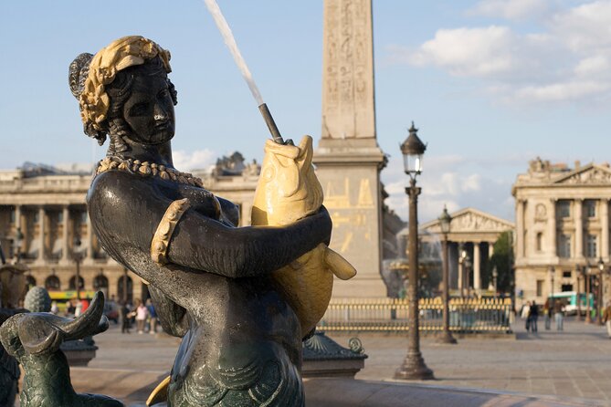 Eiffel Tower Summit Option with Seine River Cruise and City Tour - Tour Logistics: Meeting Points and Group Size