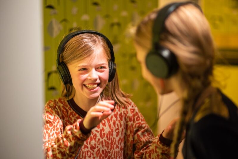 Eindhoven: Philips Museum Entry Ticket - The Historic Lightbulb Factory Setting in Eindhoven