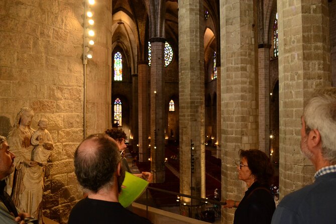 El Born: Santa Maria del Mar Tour with Exclusive Rooftop Views - Accessibility and Physical Requirements