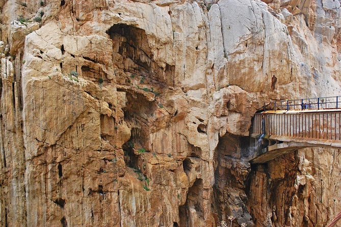 El Caminito del Rey Path - Transportation and Pick-Up Convenience