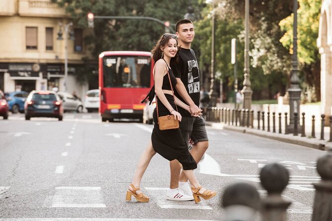 El Carmen Alardea Photo Tour on Holiday in Valencia - Logistics and Accessibility