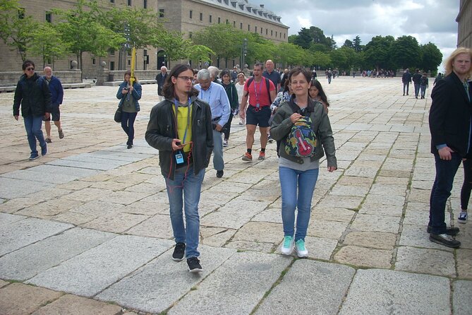 El Escorial and Valley of the Fallen Half Day Trip from Madrid - The Guided Experience and Guide Quality