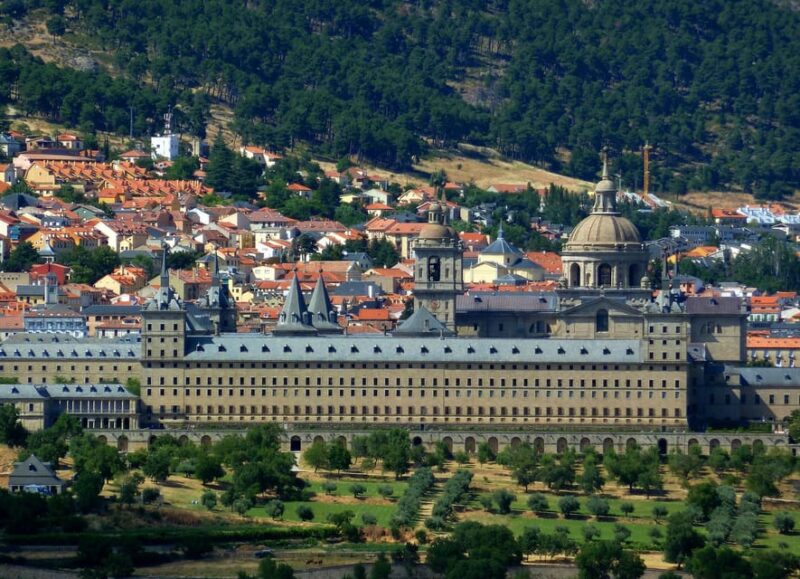 El Escorial - Private Guided Tour - Explore the Magnificent Royal Monastery of San Lorenzo de El Escorial