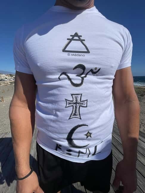 El Médano: Make Your Own T-Shirt Workshop - Create a Unique T-Shirt and Tote Bag in El Médano