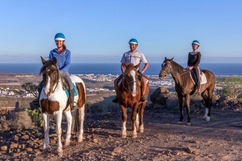 El Salobre: Horse Riding Adventure with Transfer Options - Logistics and Group Size