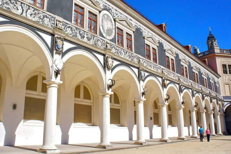 Elbfloren: Historical city tour - Discovering the Zwinger: A Baroque Masterpiece