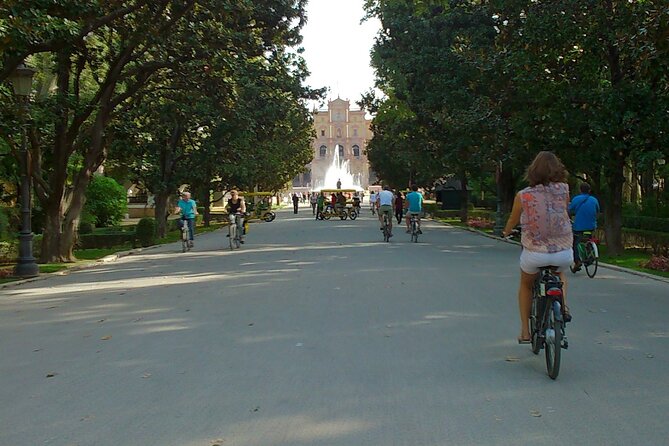 Electric Bike Rental 6 Hours - Passing by Seville’s Main Landmarks on Your Own Schedule