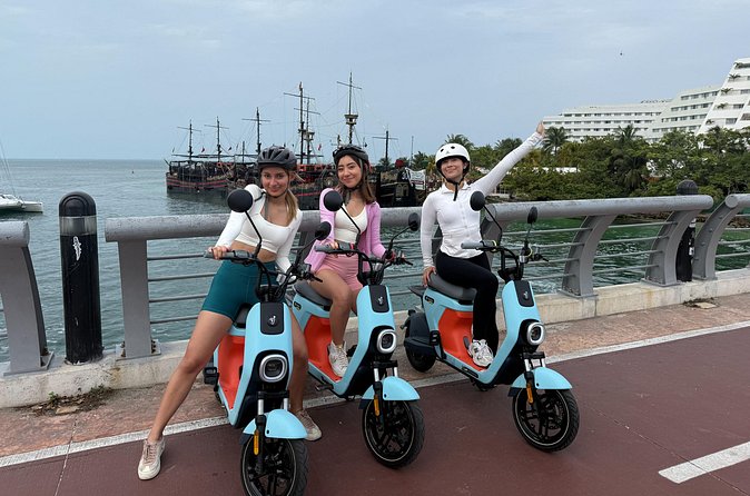 Electric Moped Tour - Perfect for All Ages Explore Cancun 1.5hr - Practical Details: Meeting Point and Group Size