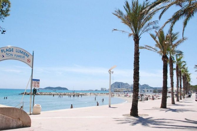 Electric Scooter Rental - Safety Features Enhance Confidence on the Road