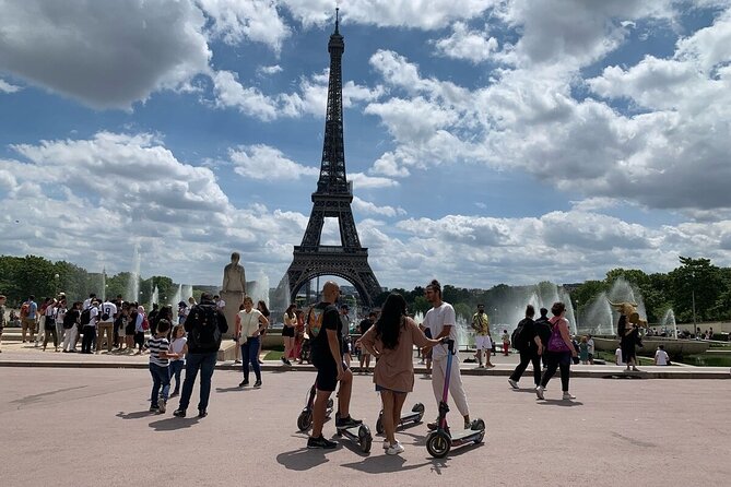 Electric scooter rental in Paris Full Day - Safety and Comfort on High-End Electric Scooters