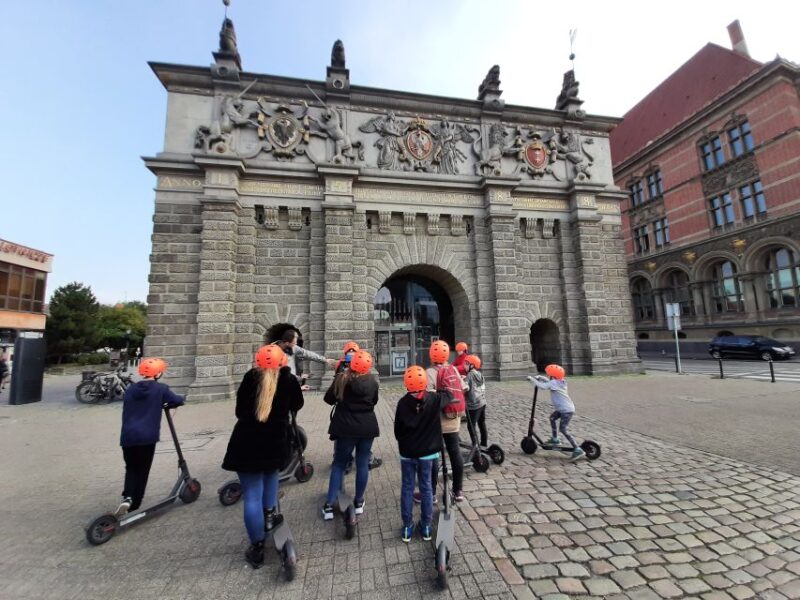 Electric Scooter Tour: Full Tour (Old Town + Jewish Quarter) - Learning to Ride: No Experience Needed