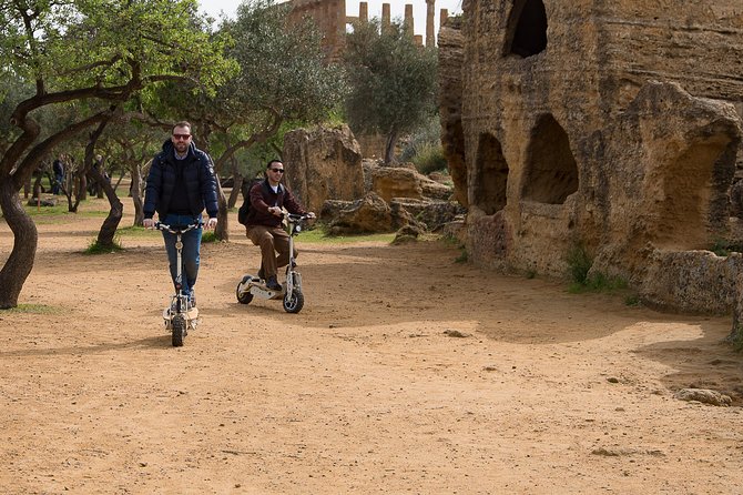 Electric scooter tour inside the Valley of the Temples Agrigento - Major Stops: From the Temple of Hera to the Tombs