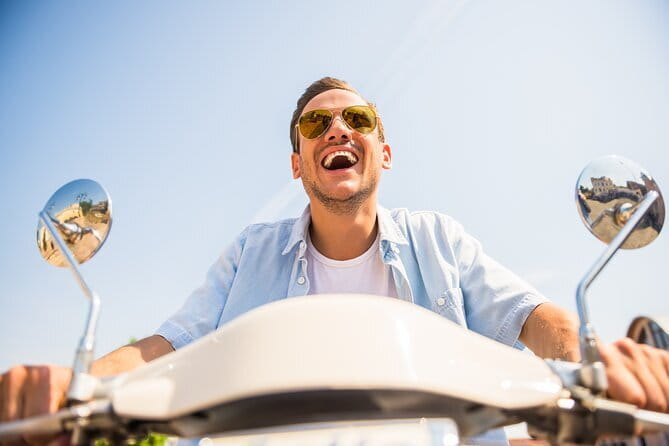 Electric Vespa self-drive Tour of Florence Hills with local products Tasting - Relaxing at Porta Romana with Local Products Tasting