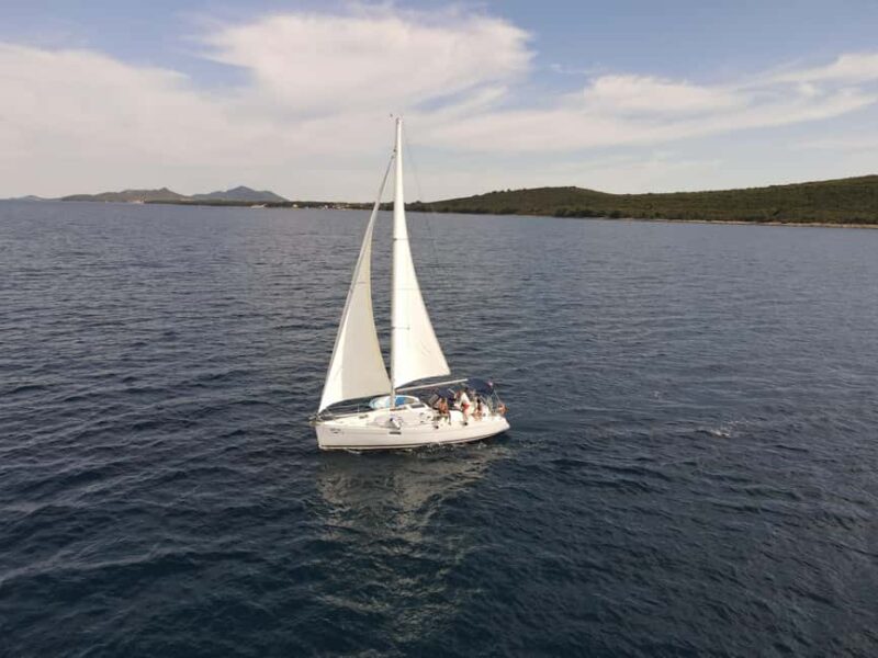 Elegant Day-Sailing Tour-Lunch&Drinks included - The Meeting Point and Practical Details