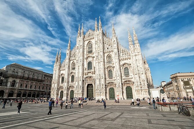 Elevated Ecstasy: Duomo Discovery & Rooftop Marvels! - Key Points