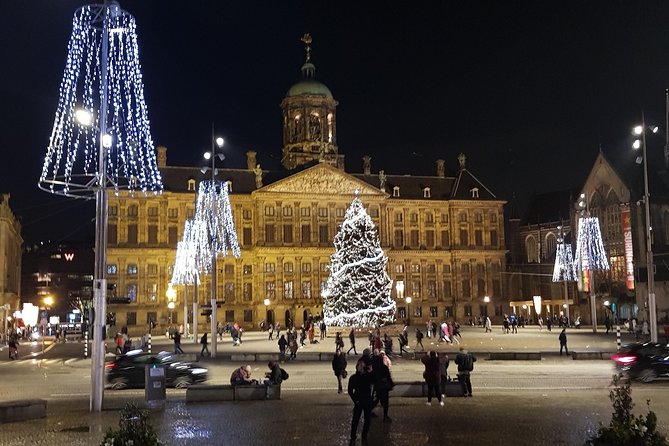 Elisabeth's Tailor made tours and services in Amsterdam and the Netherlands. - Relaxing in Vondelpark’s Green Space