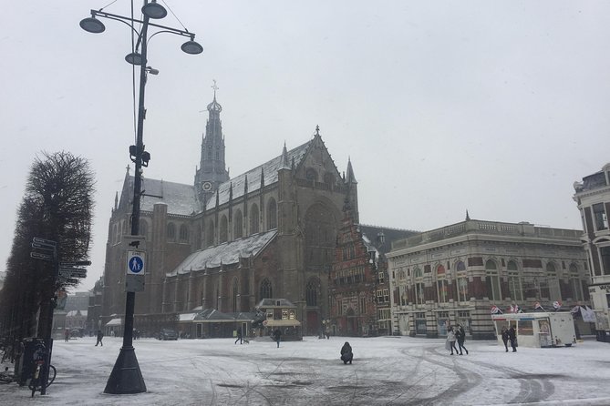 Elisabeth's Tailor made tours and services in Amsterdam and the Netherlands. - Meeting Point and Accessibility