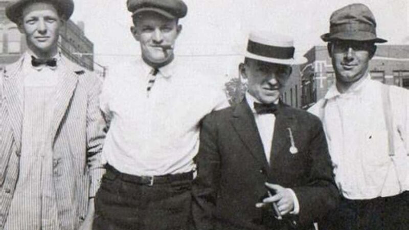 Ellis Island Family History Tour: Walk with your ancestors - Explore Your Ancestral Roots on the Ellis Island Family History Tour