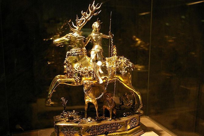 Eltz Castle Small-Group Tour from Frankfurt with Dinner - Introduction to Eltz Castle from Frankfurt