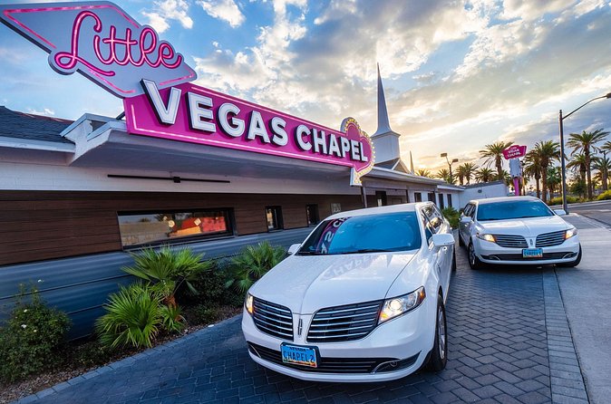Elvis Wedding at The Little Vegas Chapel including Limousine Transportation - How to Obtain a Marriage License in Las Vegas
