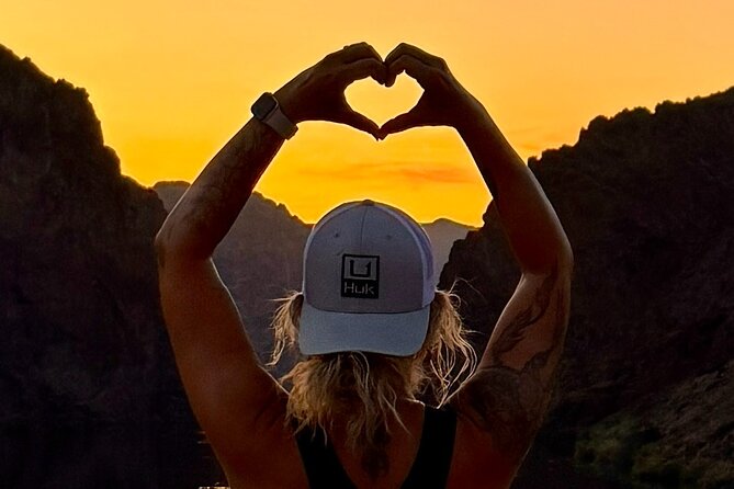 Emerald Cave Sunset Glow Kayak Tour: 3 Caves, Wildlife & Lights - Discover the Emerald Cave Sunset Glow Kayak Tour in Black Canyon