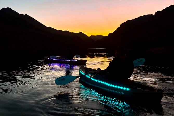 Emerald Cave Sunset Glow Kayak Tour: 3 Caves, Wildlife & Lights - Physical Requirements and Accessibility