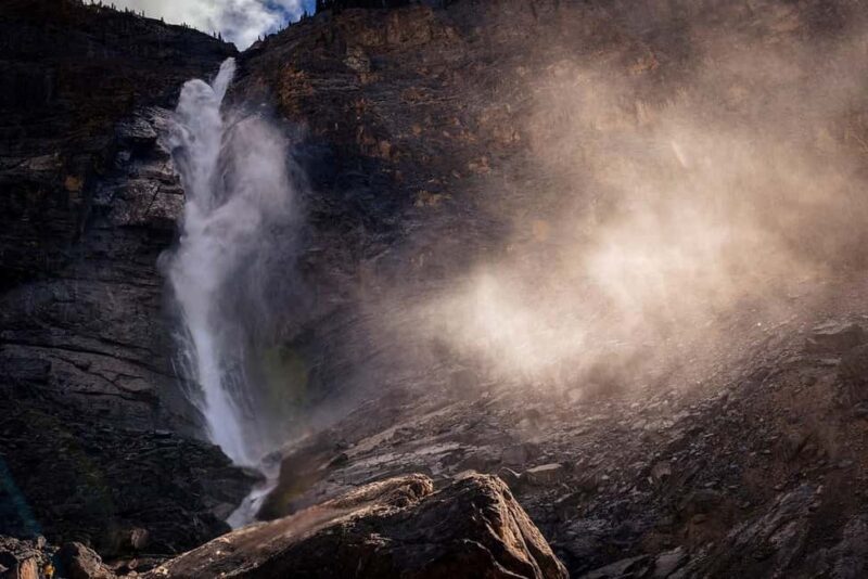 Emerald Lake, Wapta Falls & Takakkaw Falls in Yoho - Wapta Falls: A 4 km Round-Trip Hike and Mini-Niagara