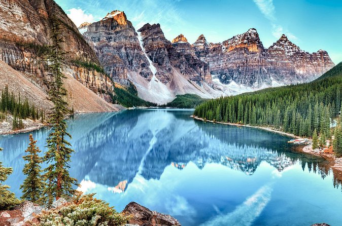 Emerald Lake,Takakkaw Falls, Moraine and Lake Louise Private Tour - Logistics: Convenient Meeting Point and Flexibility