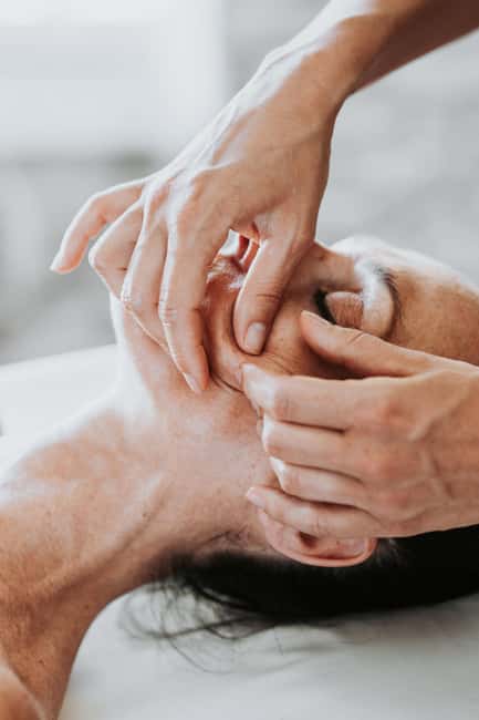 Emilia-Romagna: 25-Minute Massage+Aperitif+2 hour Pool - Two Hours in the Thermal Pool: Rejuvenation in Mineral-Rich Waters