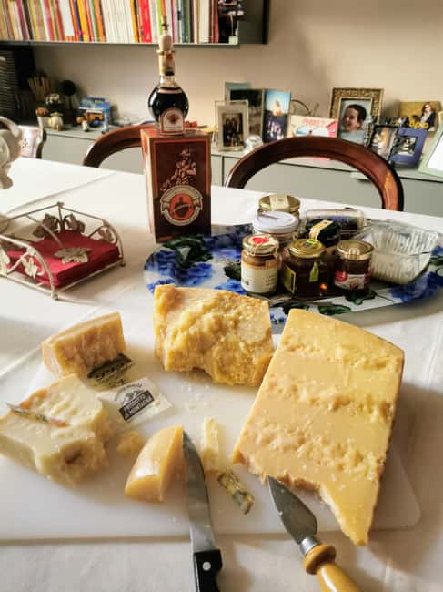 Emilia Romagna cheese tour - Emilia Romagna cheese tour: A detailed look at this 2-hour tasting experience