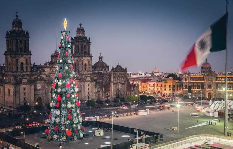 Enchanted Christmas Private Walking Tour in Mexico City - Brief Stop at Palacio de Bellas Artes for Seasonal Vibes